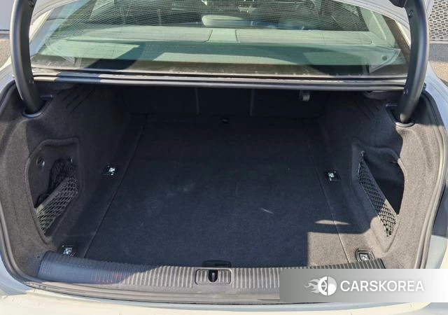 Audi A4L 2023 Белый из Китая, фото 6