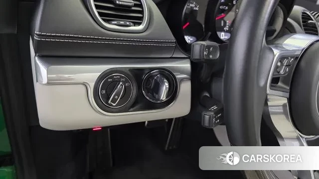 Porsche 718 Boxster 2023 Зеленый из Кореи, фото 6