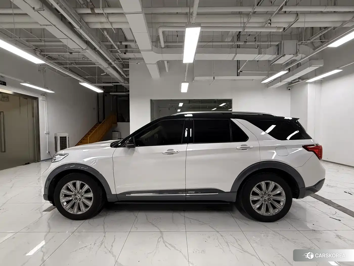 Ford Explorer 2021 Белый из Китая, фото 6