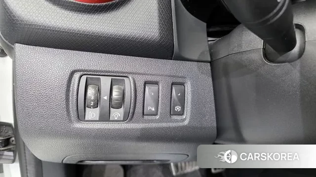 Renault Korea (Samsung) Clio 2019 Белый из Кореи, фото 6