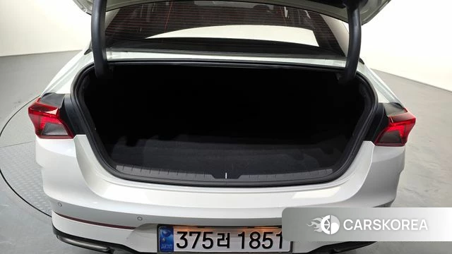 Kia K5 3rd generation 2021 Белый из Кореи, фото 6