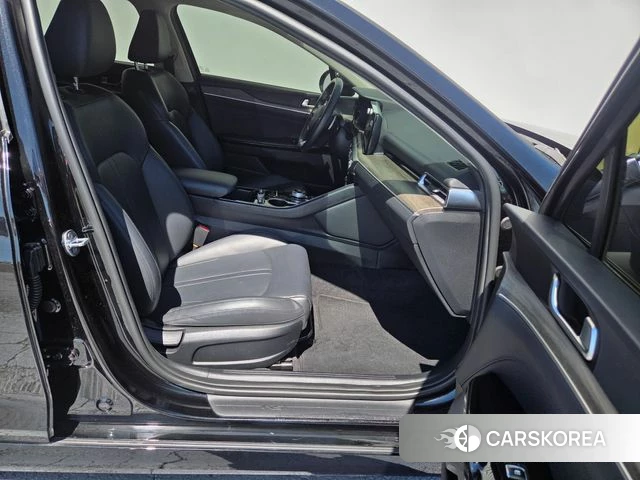 Kia K5 3rd generation 2021 Черный из Кореи, фото 6