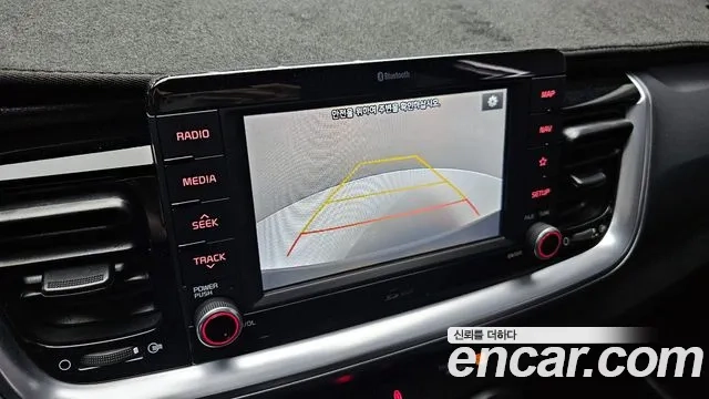 Kia Stonic 2018 Белый из Кореи, фото 6