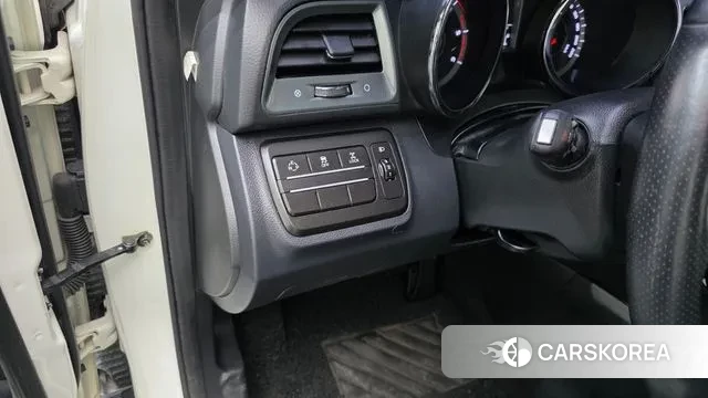 Ssangyong Tivoli Armor 2018 Белый из Кореи, фото 6