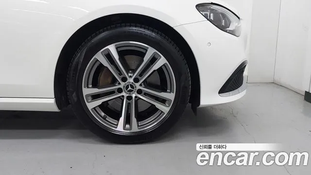 Mercedes-Benz E-Class W213 2022 Белый из Кореи, фото 6