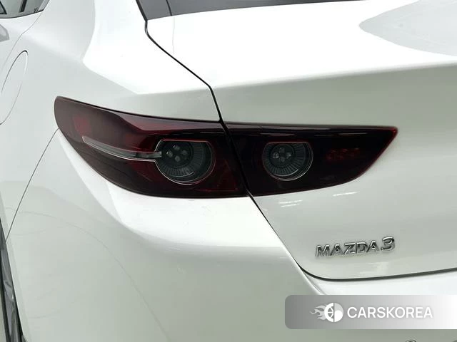 Mazda 3 Angkesaila 2024 Белый из Китая, фото 6