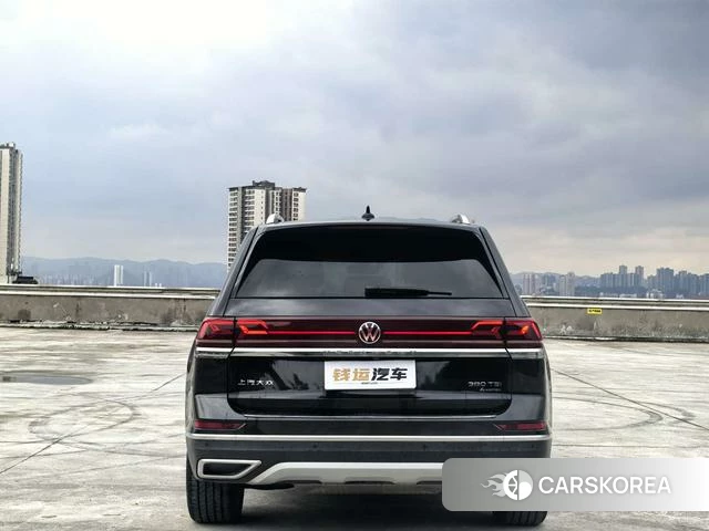 Volkswagen Tourang 2021 Черный из Китая, фото 6