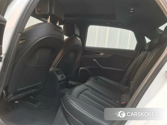 Audi A4L 2023 Белый из Китая, фото 6