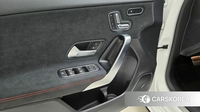 Mercedes-Benz A-Class W177 2025 Белый из Кореи, фото 6