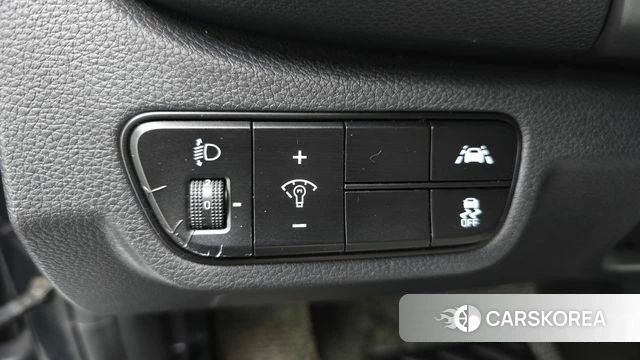 Kia Seltos 2021 Серый из Кореи, фото 6