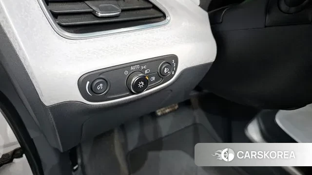 Chevrolet (GM Daewoo) Bolt EV 2018 Белый из Кореи, фото 6