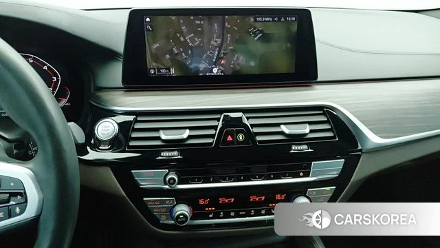 BMW 5 Series (G30) 2020 Белый из Кореи, фото 6
