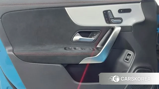 Mercedes-Benz CLA-Class C118 2024 Синий из Кореи, фото 6