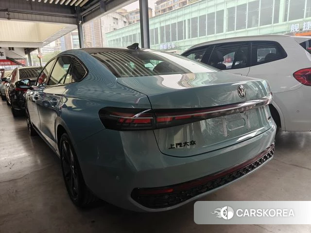 Volkswagen Passat 2026 Синий из Китая, фото 6
