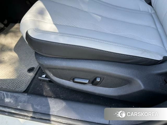 BYD Seal 06DM 2024 Серебристо-серый из Китая, фото 6
