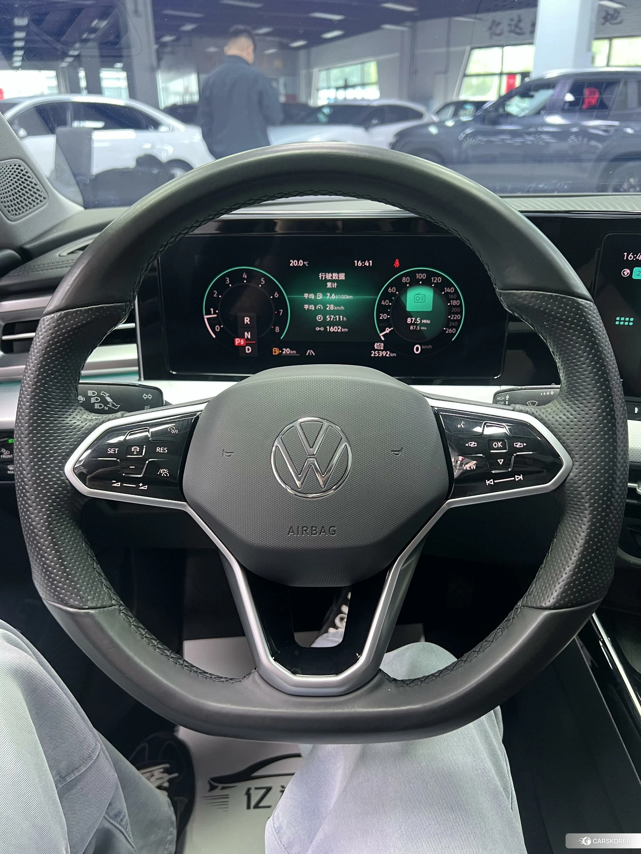 Volkswagen Lingdu 2022 Белый из Китая, фото 6