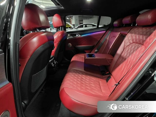 Kia Stinger Meister 2023 Черный из Кореи, фото 6