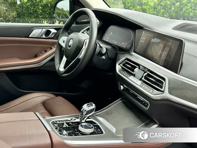 BMW X7 2022 Черный из Китая, фото 6