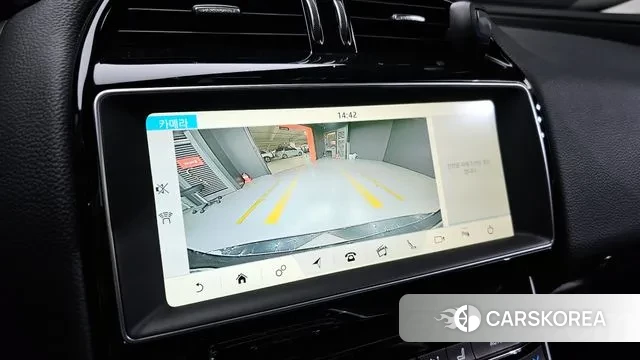 Jaguar XE 2018 Черный из Кореи, фото 6