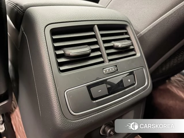 Audi A5 2022 Темно-серый из Китая, фото 6