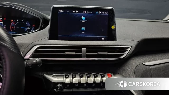 Peugeot 5008 second generation 2018 Белый из Кореи, фото 6