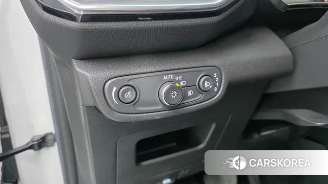 Chevrolet (GM Daewoo) Trailblazer 2022 Белый из Кореи, фото 6