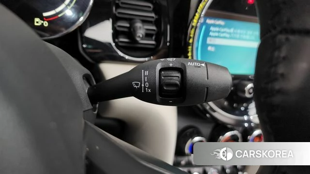 Mini Cooper S Convertible 2023 Черный из Кореи, фото 6