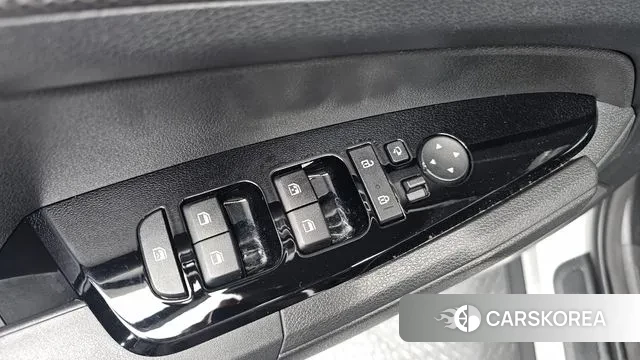 Kia Sportage 5th Generation 2023 Белый из Кореи, фото 6