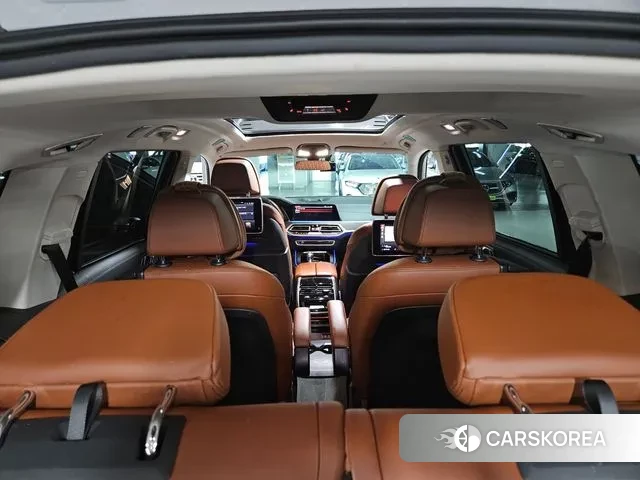 BMW X7 (G07) 2021 Белый из Кореи, фото 6