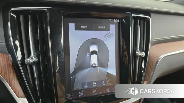 Volvo V60 Cross-Country 2nd Generation 2021 Белый из Кореи, фото 6