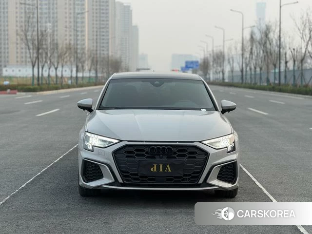 Audi A3 2024 Серебристо-серый из Китая, фото 6