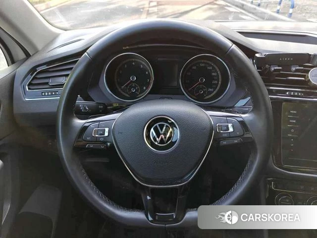 Volkswagen Tiguan L 2021 Белый из Китая, фото 6
