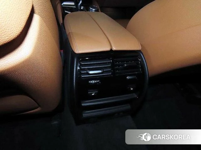 BMW 5 Series (G30) 2022 Черный из Кореи, фото 6