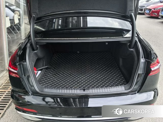 Audi A6L 2024 Черный из Китая, фото 6