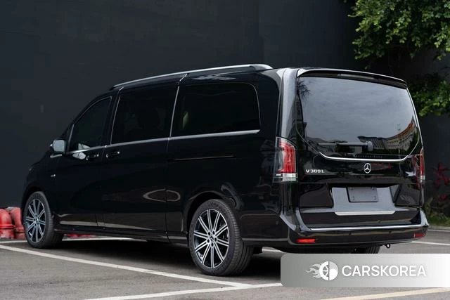 Mercedes-Benz V-class 2024 Черный из Китая, фото 6