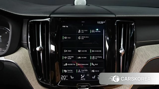 Volvo XC60 second Generation 2018 Белый из Кореи, фото 6