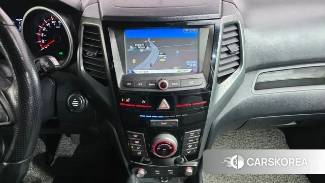 Ssangyong Tivoli Armor 2018 Белый из Кореи, фото 6