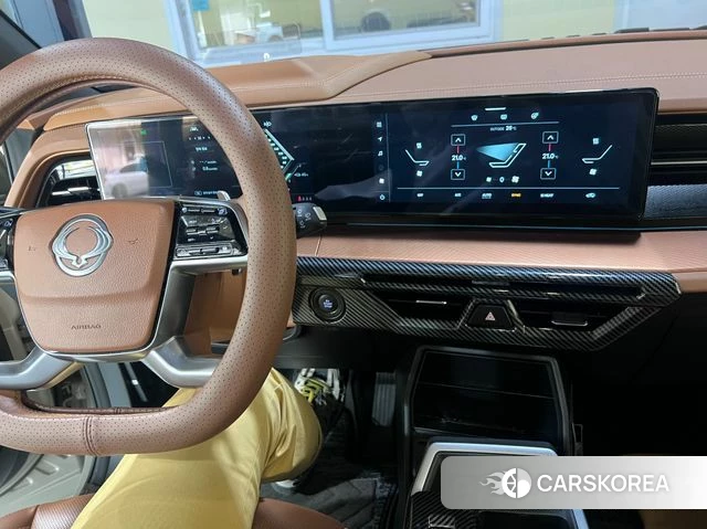 Ssangyong Torres EVX 2024 Жемчужный цвет из Кореи, фото 6