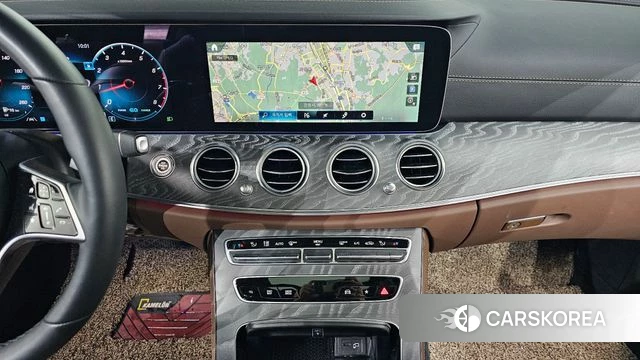 Mercedes-Benz E-Class W213 2022 Белый из Кореи, фото 6