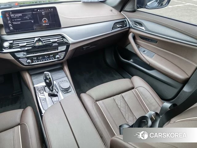 BMW 5 series 2021 Черный из Китая, фото 6