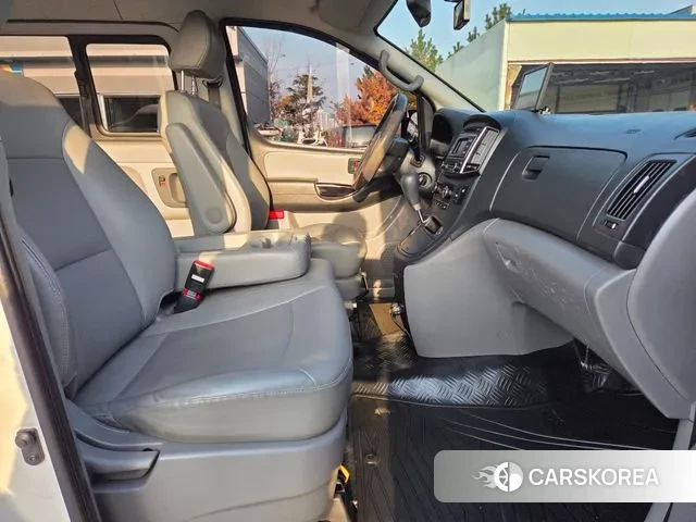 Hyundai The New Grand Starex 2020 Белый из Кореи, фото 6