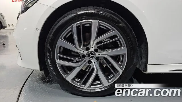 Mercedes-Benz E-Class W214 2024 Белый из Кореи, фото 6