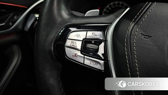 BMW 5 Series (G30) 2019 Белый из Кореи, фото 6
