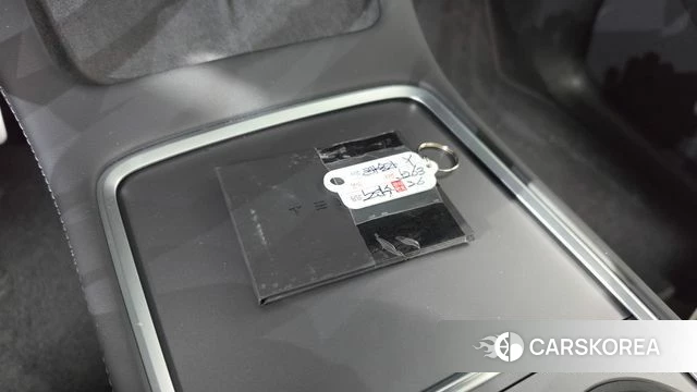 Tesla Model Y 2024 Белый из Кореи, фото 6