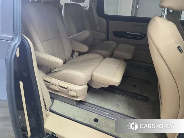 Kia The New Carnival 2018 Черный из Кореи, фото 6