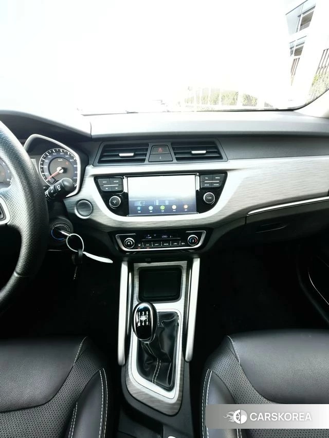 Geely Automobile Vision X3 2018 Желтый из Китая, фото 6