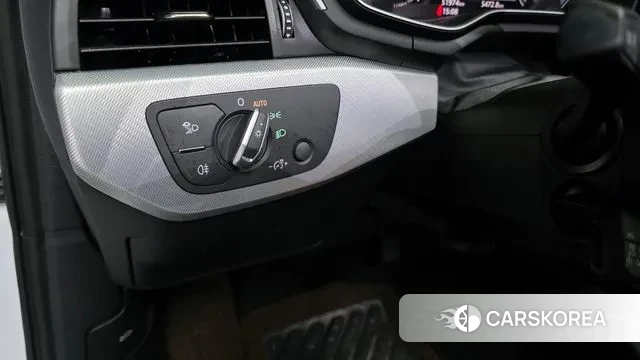 Audi A4 (B9) 2020 Белый из Кореи, фото 6