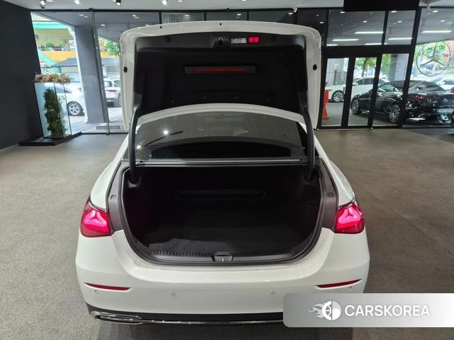 Mercedes-Benz E-Class W214 2026 Белый из Кореи, фото 6