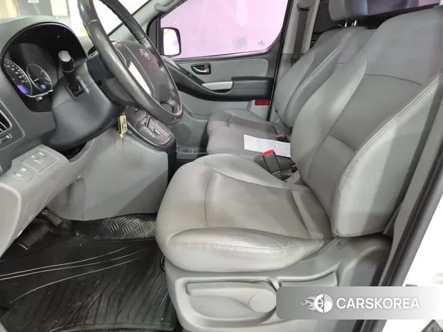 Hyundai The New Grand Starex 2018 Белый из Кореи, фото 6