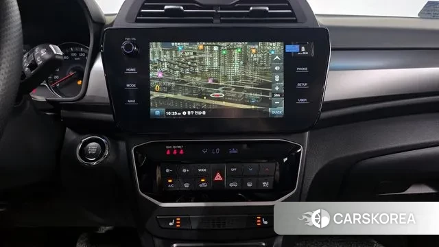 Ssangyong The New Tivoli Air 2023 Светло-серебряный цвет из Кореи, фото 6